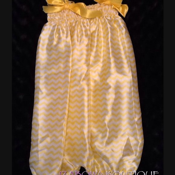 Boutique Other - Yellow Chevron Bubble Romper  6BR3